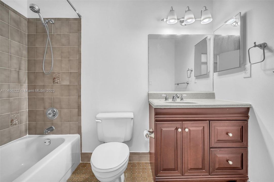 Bathroom no 2 with combination tub and shower