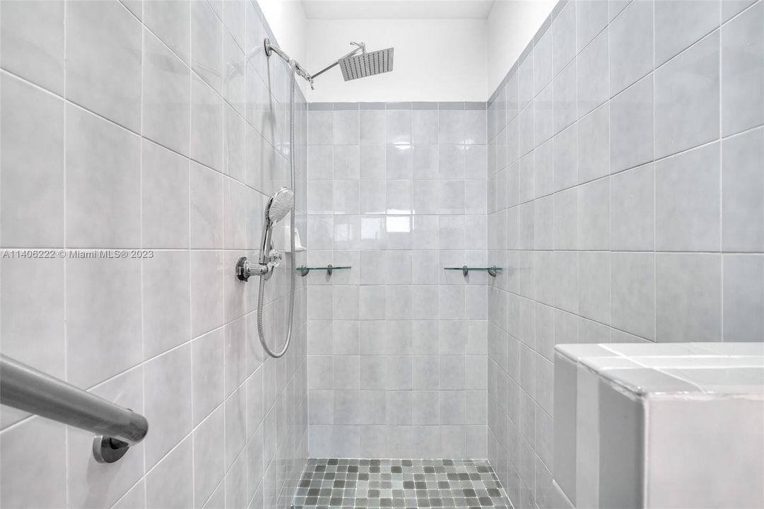 Recently Rented: $3,500 (2 beds, 2 baths, 1742 Square Feet)