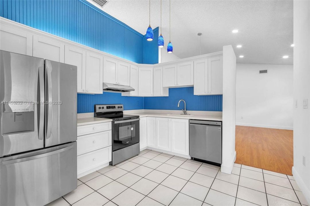 Recently Rented: $3,500 (2 beds, 2 baths, 1742 Square Feet)