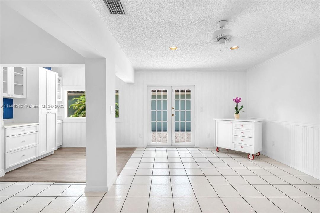 Recently Rented: $3,500 (2 beds, 2 baths, 1742 Square Feet)