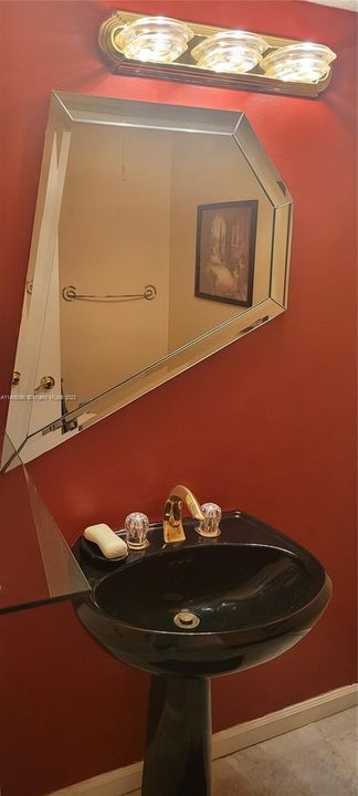 Powder room