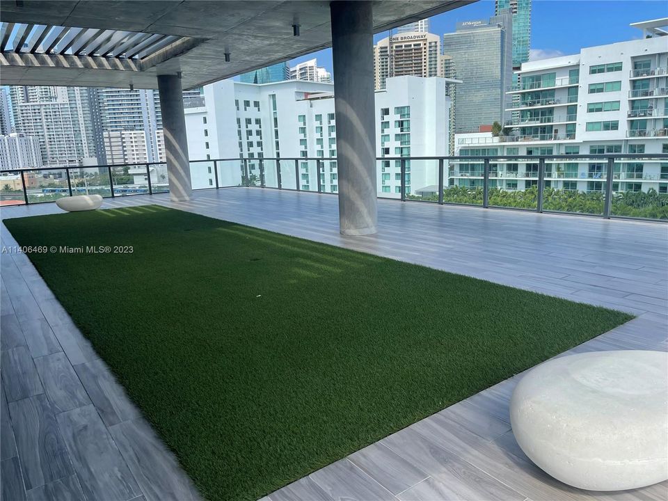 Recently Sold: $620,000 (2 beds, 2 baths, 980 Square Feet)