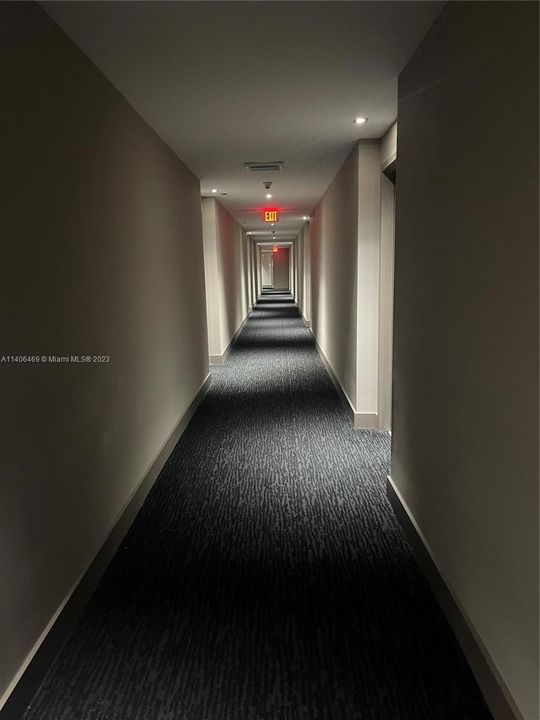 Recently Sold: $620,000 (2 beds, 2 baths, 980 Square Feet)