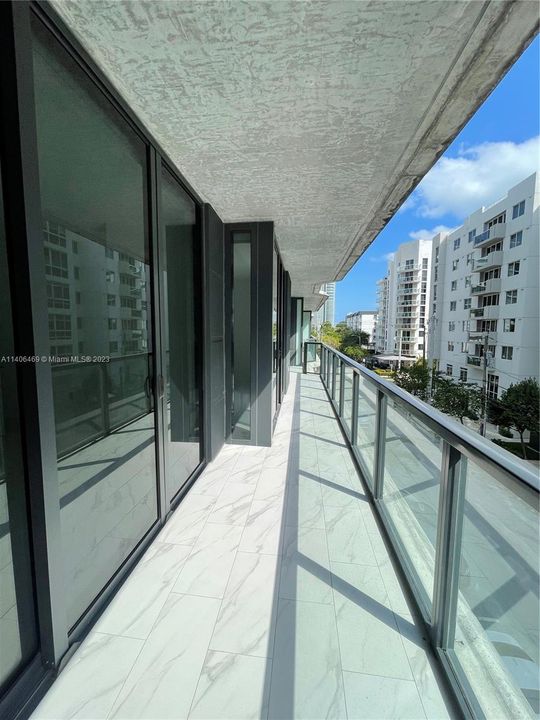 Recently Sold: $620,000 (2 beds, 2 baths, 980 Square Feet)