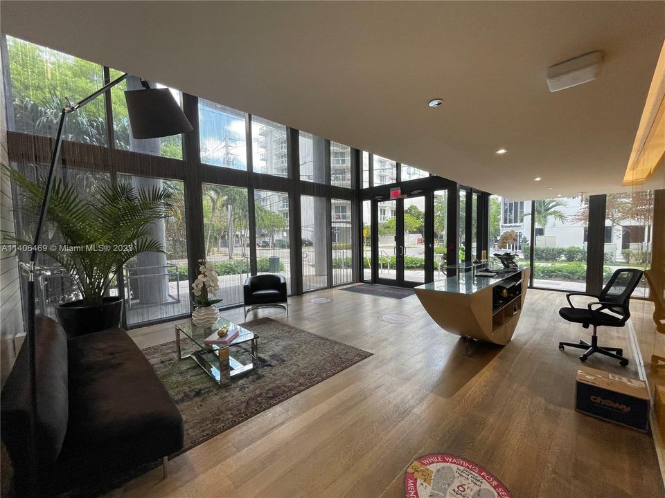 Recently Sold: $620,000 (2 beds, 2 baths, 980 Square Feet)