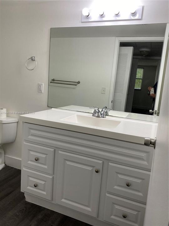 Recientemente alquilado: $2,150 (1 camas, 1 baños, 810 Pies cuadrados)