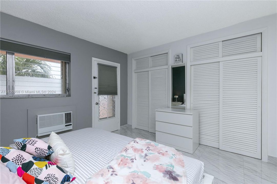 Vendido Recientemente: $99,000 (1 camas, 1 baños, 625 Pies cuadrados)