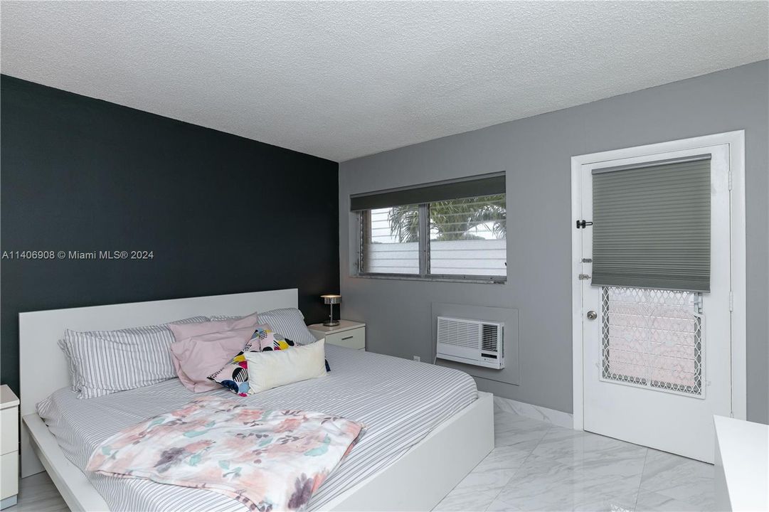 Vendido Recientemente: $99,000 (1 camas, 1 baños, 625 Pies cuadrados)