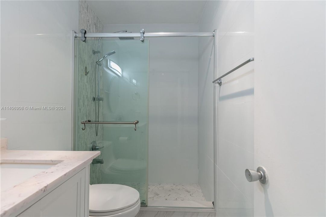 Vendido Recientemente: $99,000 (1 camas, 1 baños, 625 Pies cuadrados)