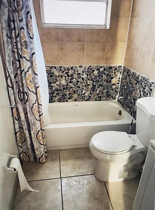 Recently Sold: $195,000 (1 beds, 1 baths, 640 Square Feet)