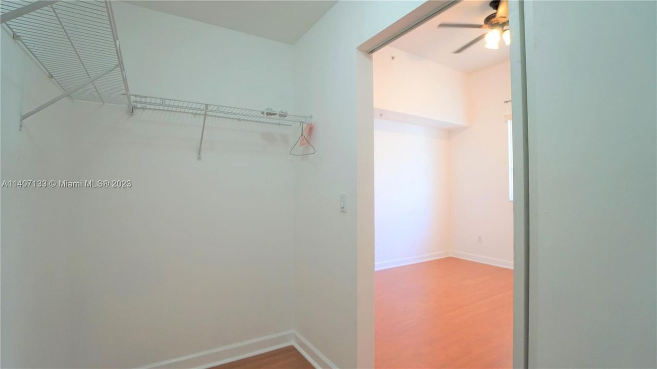 Recently Sold: $450,000 (2 beds, 2 baths, 1145 Square Feet)