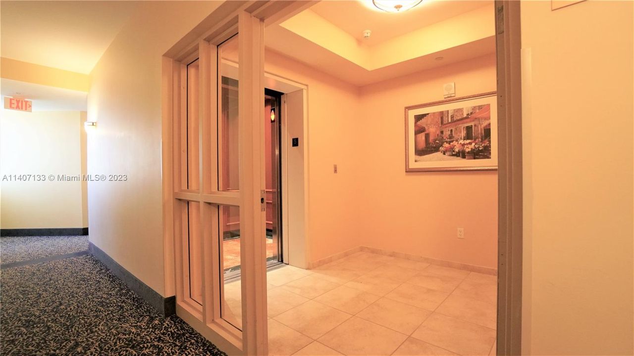 Recently Sold: $450,000 (2 beds, 2 baths, 1145 Square Feet)