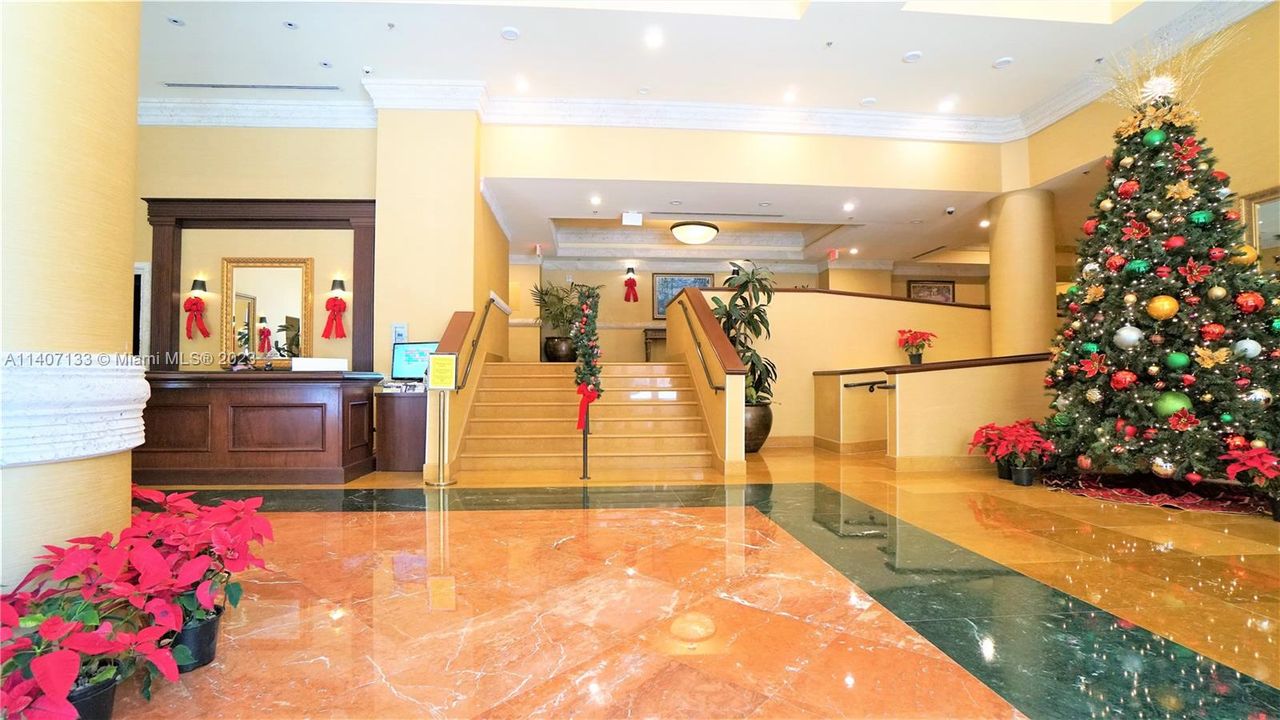 Recently Sold: $450,000 (2 beds, 2 baths, 1145 Square Feet)