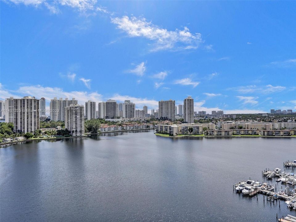 Recently Sold: $250,000 (2 beds, 2 baths, 1058 Square Feet)