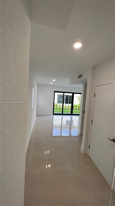 Recientemente alquilado: $3,450 (5 camas, 4 baños, 0 Pies cuadrados)