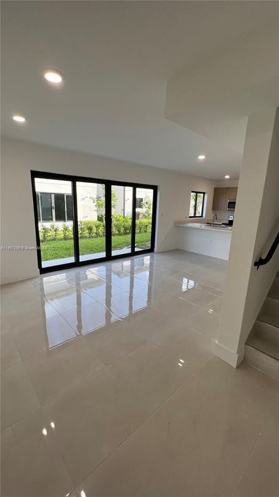 Recientemente alquilado: $3,450 (5 camas, 4 baños, 0 Pies cuadrados)