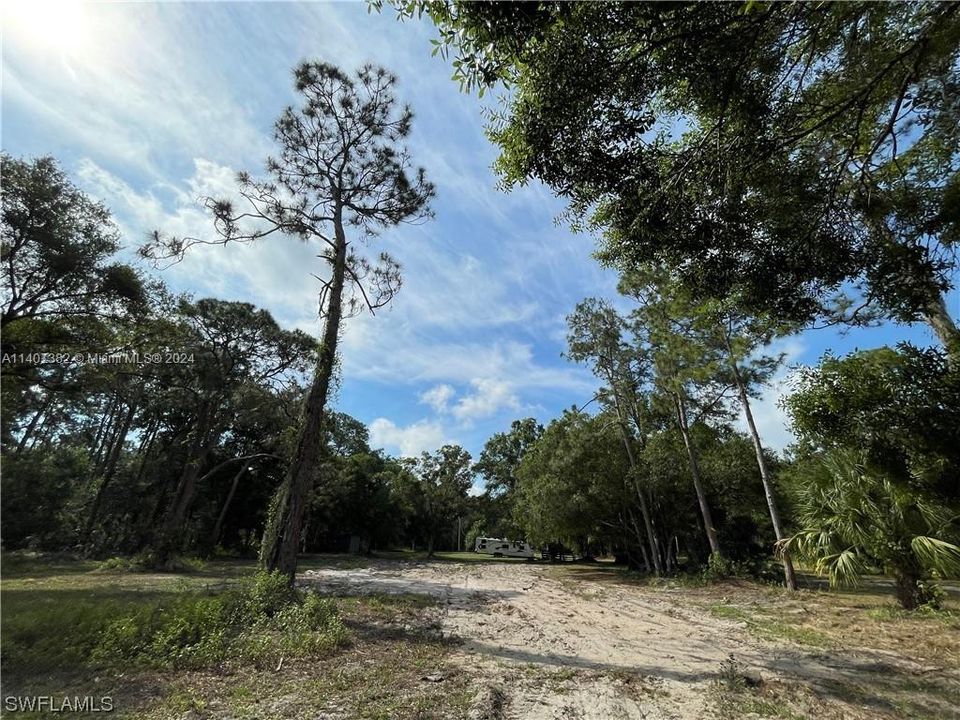 Active With Contract: $429,000 (10.46 acres)