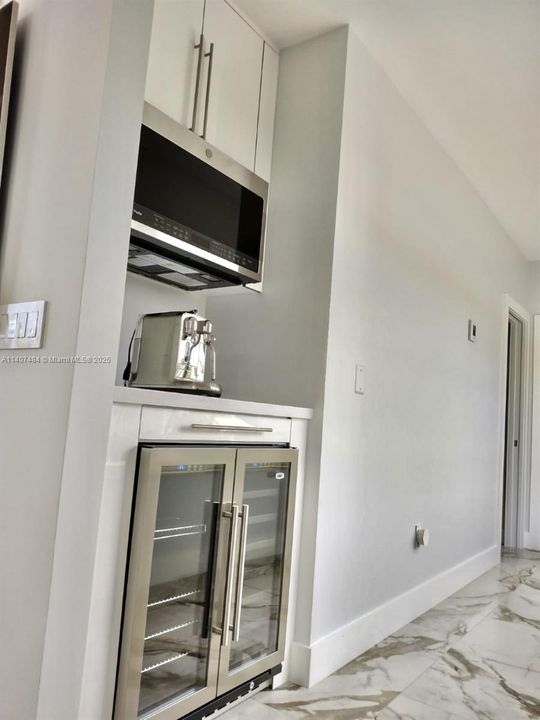 В аренду: $14,000 (4 спален, 3 ванн, 3458 Квадратных фут)