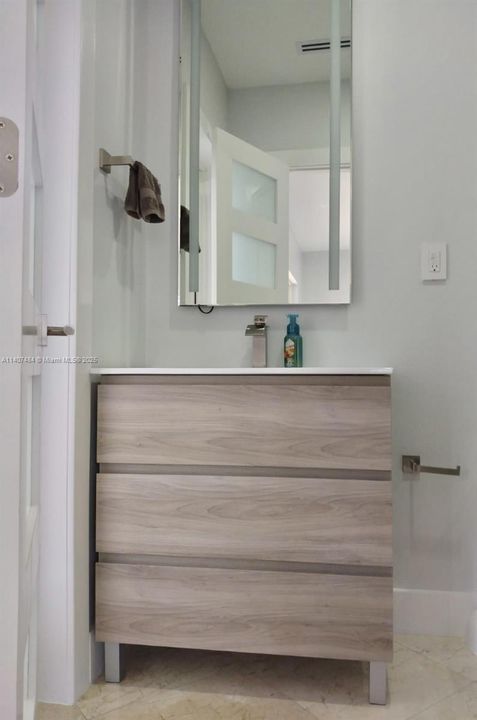 В аренду: $14,000 (4 спален, 3 ванн, 3458 Квадратных фут)