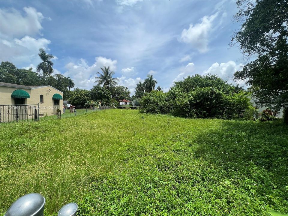 Recently Sold: $360,000 (0.19 acres)