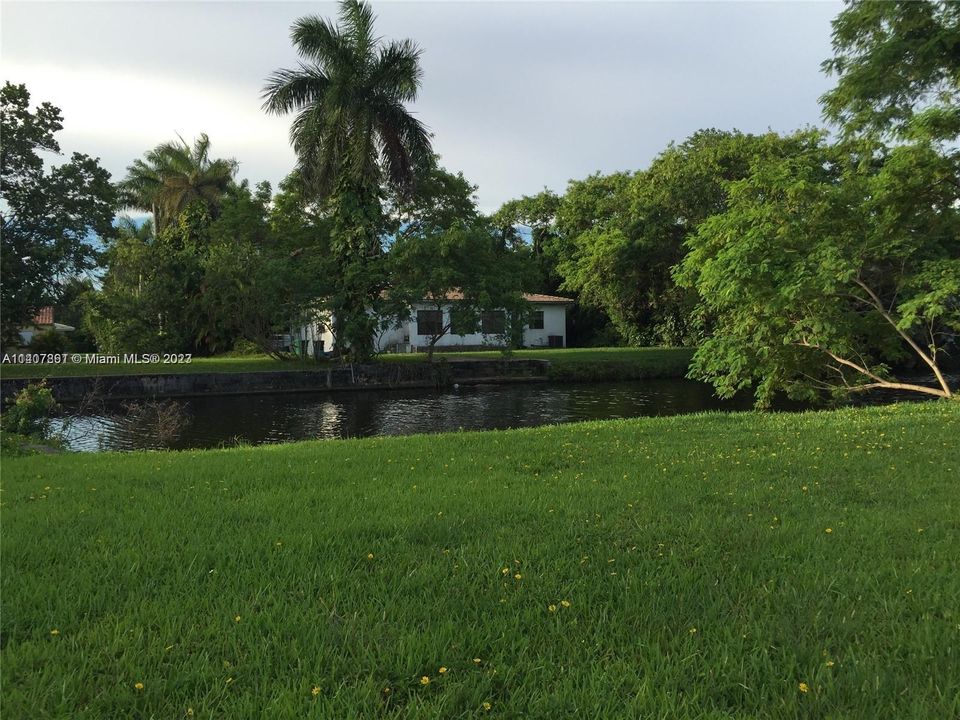 Recently Sold: $360,000 (0.19 acres)