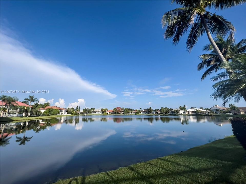 Recently Sold: $1,675,000 (5 beds, 3 baths, 3808 Square Feet)