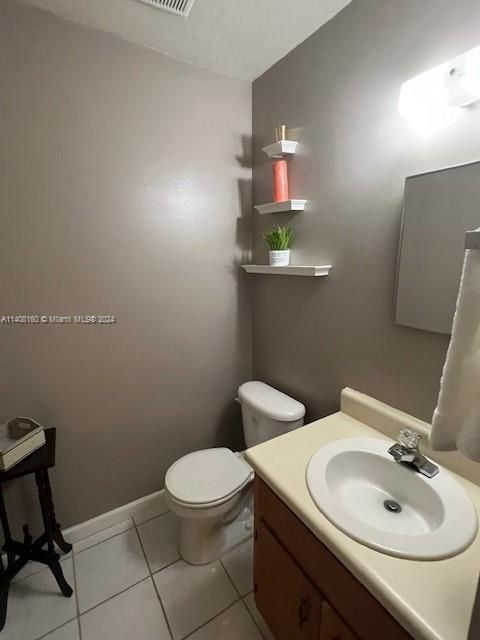 For Rent: $1,700 (2 beds, 2 baths, 1110 Square Feet)