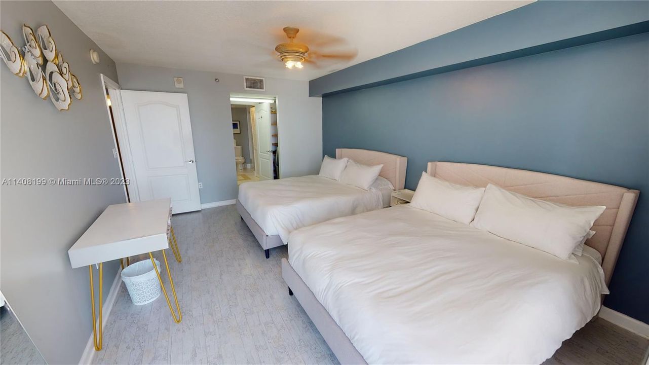 Recently Rented: $3,200 (1 beds, 1 baths, 825 Square Feet)