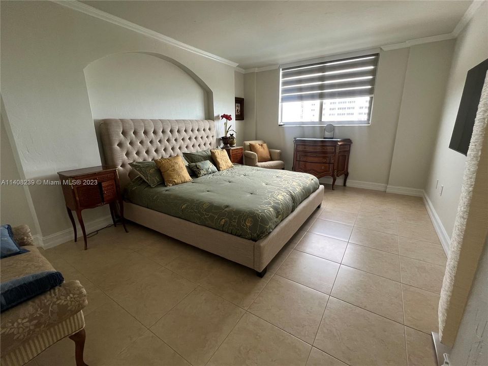 最近租的: $3,950 (2 贝兹, 2 浴室, 1024 平方英尺)