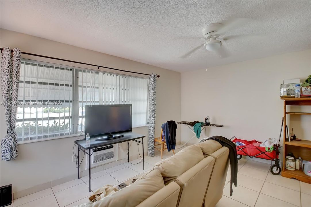 Vendido Recientemente: $825,000 (0 camas, 0 baños, 2855 Pies cuadrados)