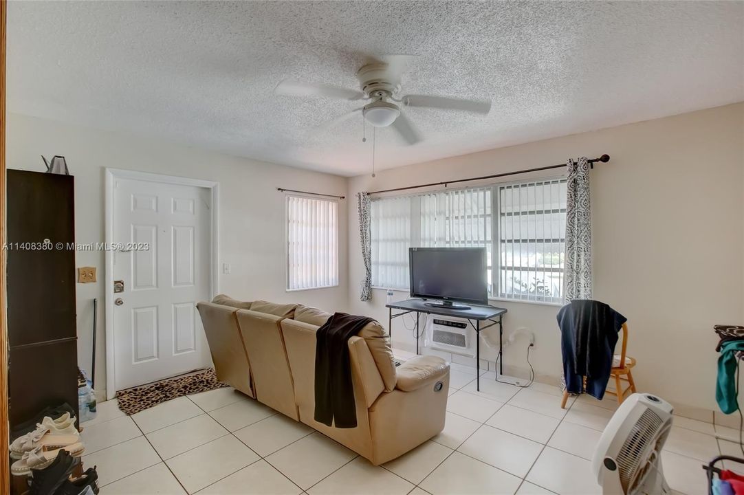 Vendido Recientemente: $825,000 (0 camas, 0 baños, 2855 Pies cuadrados)