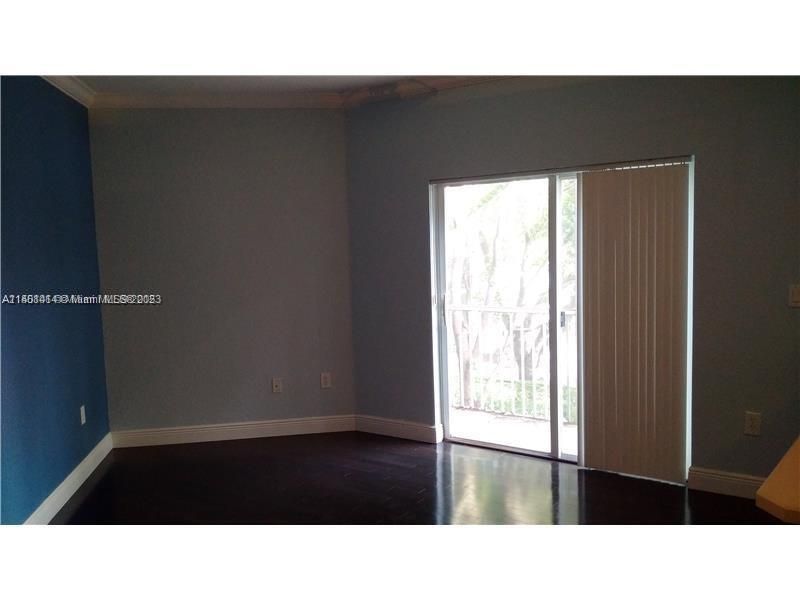 Recently Sold: $429,000 (3 beds, 2 baths, 1680 Square Feet)