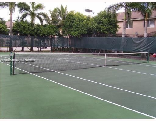 Recently Sold: $429,000 (3 beds, 2 baths, 1680 Square Feet)