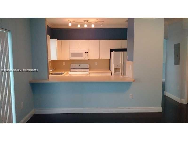 Recently Sold: $429,000 (3 beds, 2 baths, 1680 Square Feet)