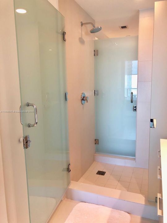 Recently Sold: $542,000 (1 beds, 1 baths, 618 Square Feet)