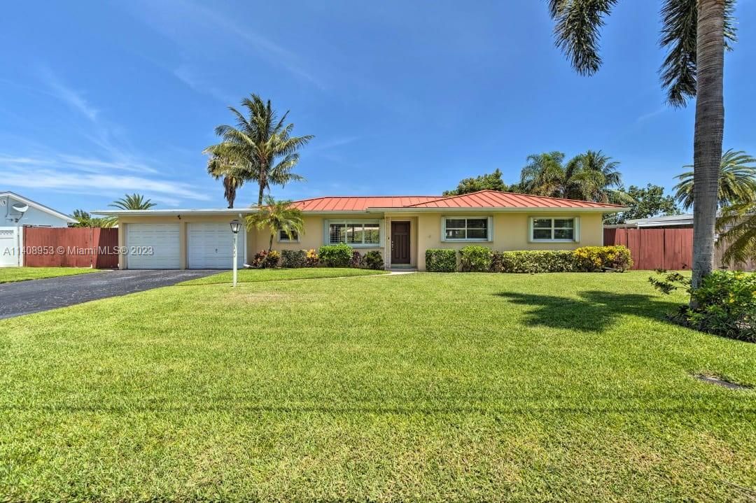 Recently Sold: $765,000 (3 beds, 2 baths, 0 Square Feet)