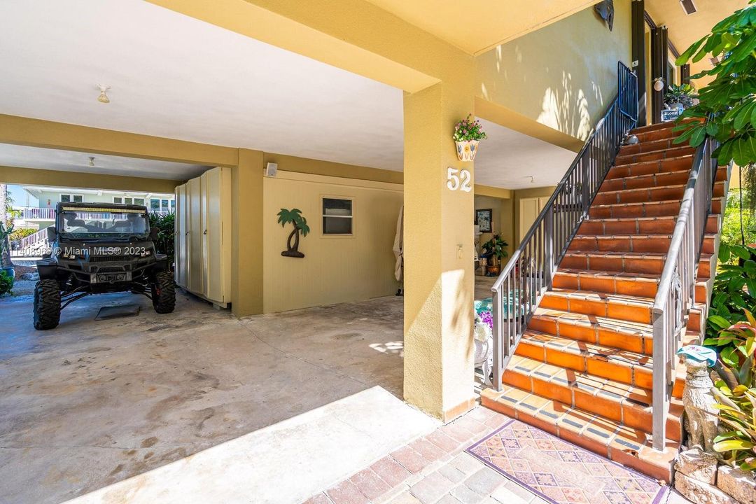 Recently Sold: $1,689,000 (3 beds, 2 baths, 1800 Square Feet)