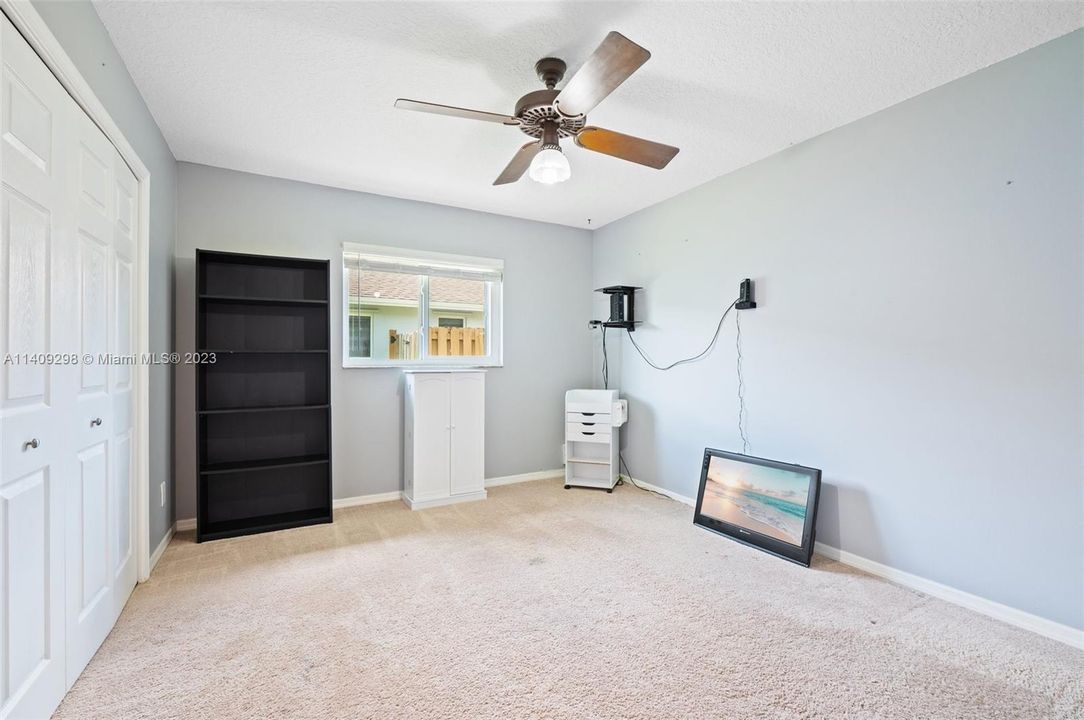 Recently Sold: $699,999 (4 beds, 2 baths, 2348 Square Feet)