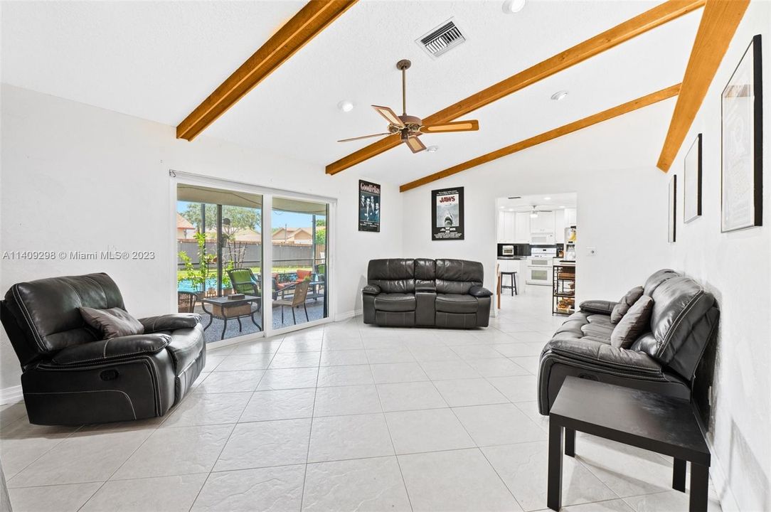 Recently Sold: $699,999 (4 beds, 2 baths, 2348 Square Feet)