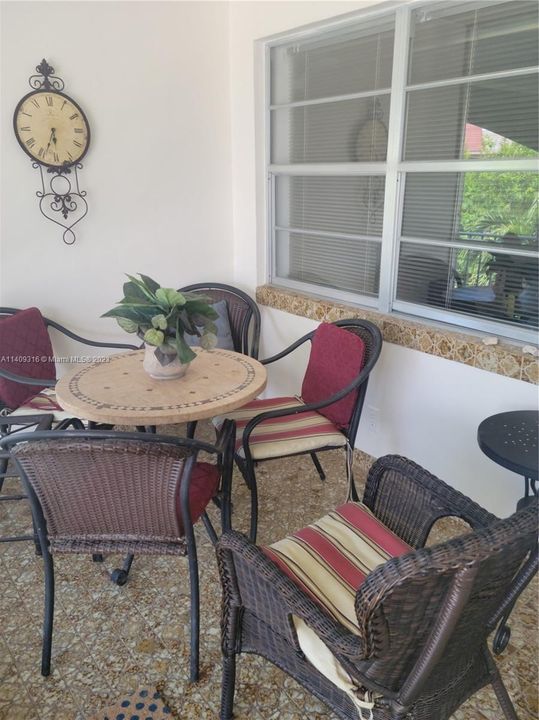 Recently Rented: $1,550 (1 beds, 1 baths, 620 Square Feet)