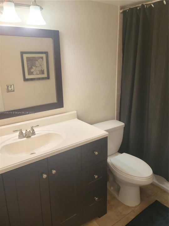 Recently Rented: $1,550 (1 beds, 1 baths, 620 Square Feet)