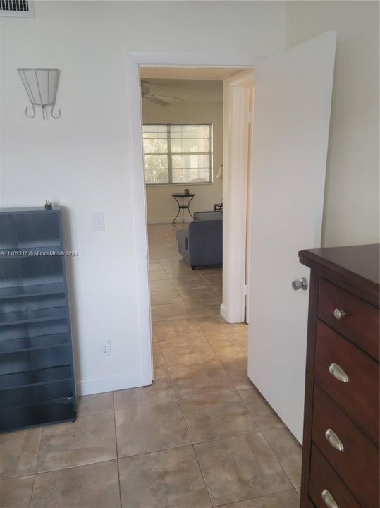 Recently Rented: $1,550 (1 beds, 1 baths, 620 Square Feet)