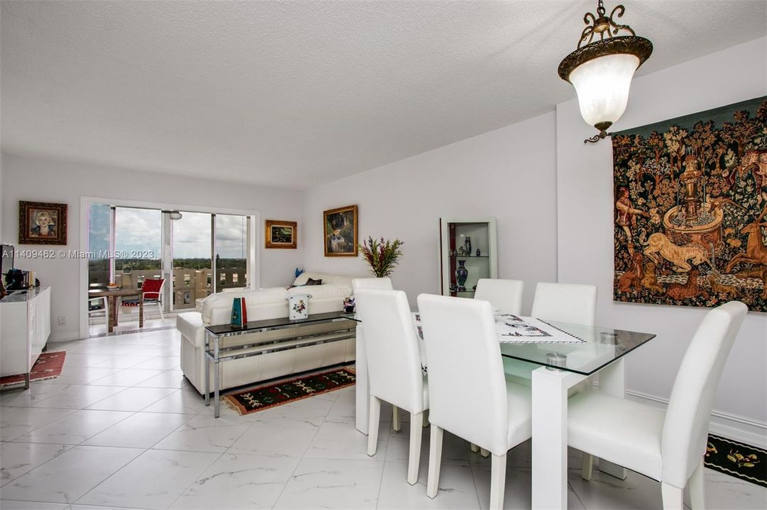 Recently Sold: $189,000 (1 beds, 1 baths, 844 Square Feet)