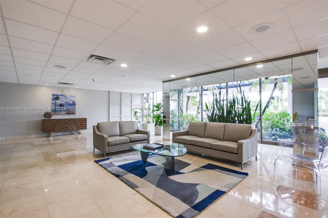 Recently Sold: $189,000 (1 beds, 1 baths, 844 Square Feet)