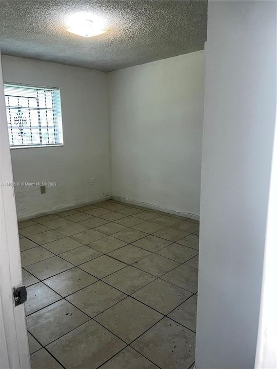 Недавно арендовано: $2,400 (3 спален, 2 ванн, 1900 Квадратных фут)