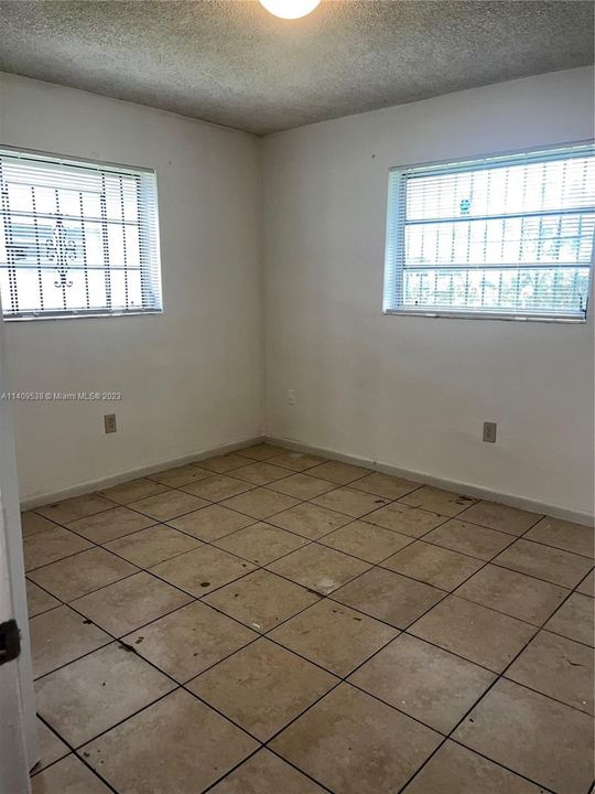 Недавно арендовано: $2,400 (3 спален, 2 ванн, 1900 Квадратных фут)