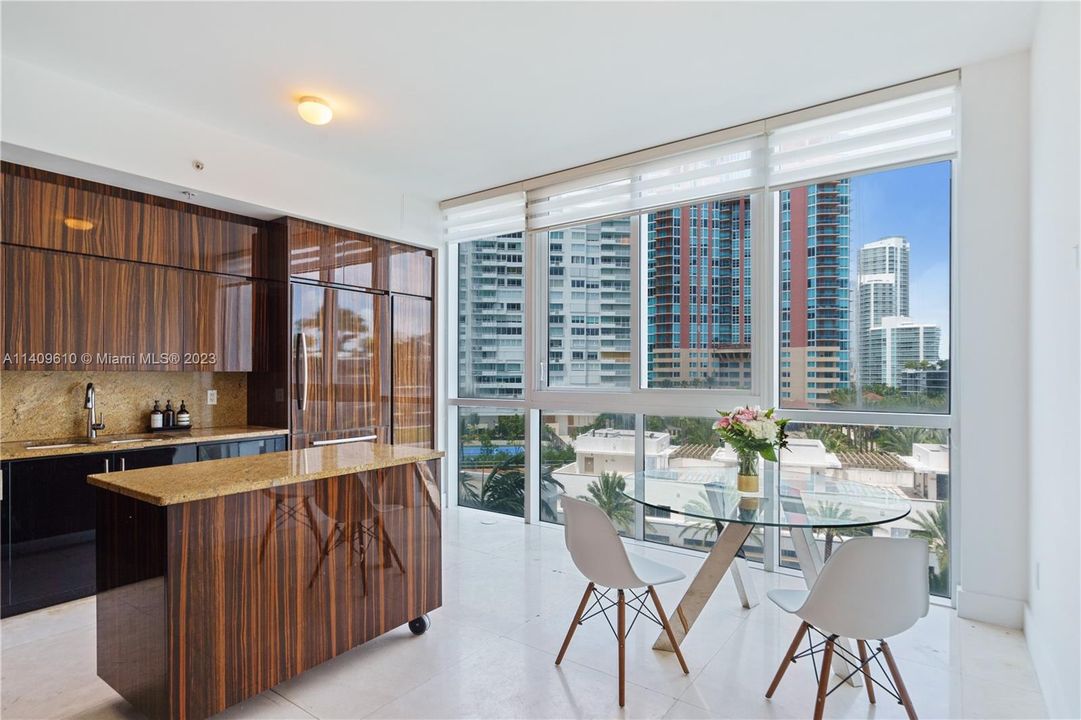 For Sale: $4,250,000 (2 beds, 2 baths, 1897 Square Feet)