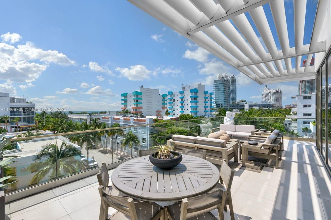 For Sale: $9,600,000 (4 beds, 4 baths, 3705 Square Feet)