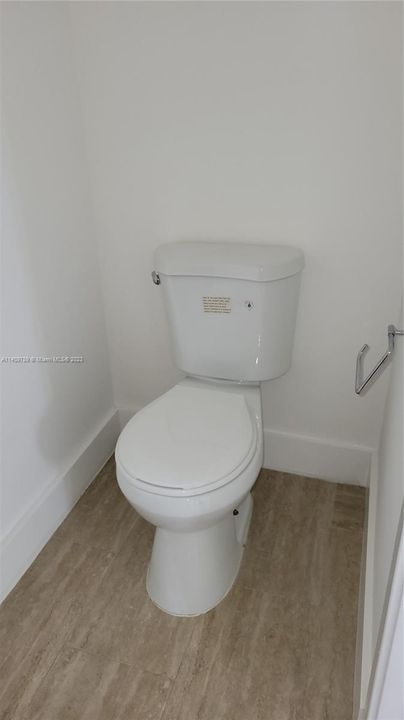 Recently Rented: $2,800 (3 beds, 2 baths, 1400 Square Feet)