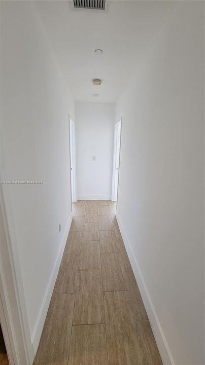 Recently Rented: $2,800 (3 beds, 2 baths, 1400 Square Feet)